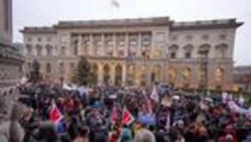 bildung und finanzen: offener brief gegen geplante kürzungen in der wissenschaft