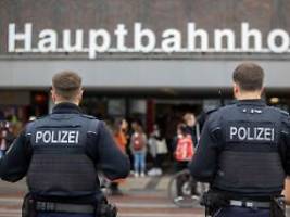 hinweise an polizeibeauftragten: bürger melden häufig racial profiling