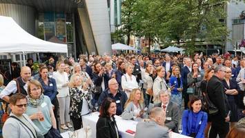 IHK Berlin feiert Sommerfest mit 2000 geladenen Gästen