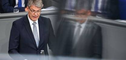 Rechnungshof wirft Verkehrsminister Schnieder mangelnde Transparenz vor