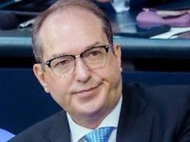 Migrationsdebatte im Bundestag: Dobrindt feiert deutschen Abstieg auf Platz 3