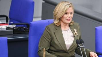 Klöckner setzt Bundestagspolizei wegen Regenbogenflaggen ein