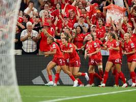 Fußball-EM: Schweiz trifft in der Nachspielzeit und steht erstmals im EM-Viertelfinale