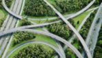 autobahn gmbh: baustopp wegen sommerpause – wie traurig ist das denn?