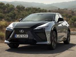 Mittelklasse-SUV überarbeitet: Lexus RZ 550e FSport - technischer Fortschritt und digitale Spielerei