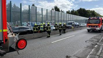 Unfall auf A23: Mehrere Autos krachen an Baustelle ineinander