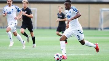 Moukoko mit emotionaler Ansprache vor Generalprobe gegen den HSV