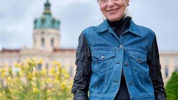 Model mit 74: Anna von Rüden liebt es „ehrlich“ und ungeschminkt