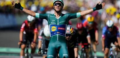 Tour de France: Jonathan Milan gewinnt achte Etappe im Schlusssprint