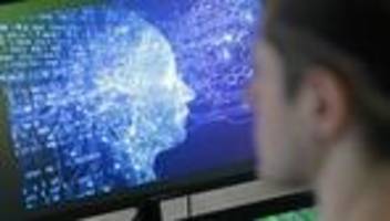 Künstliche Intelligenz: Chefs von Siemens und SAP fordern Umbau europäischer KI-Gesetze