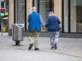 Linke fordert Kehrtwende: Jeder Vierte bekommt nach 45 Jahren unter 1300 Euro Rente