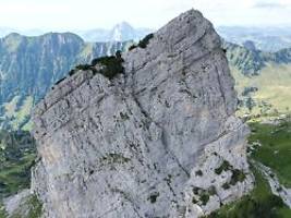 Unglück in den Schweizer Alpen: Deutsche stürzt beim Klettern 100 Meter in den Tod