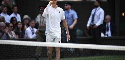 Wimbledon-Finale: Jannik Sinner bezwingt Carlos Alcaraz und holt ersten Grand-Slam-Titel auf Rasen