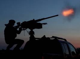Russlands Krieg gegen die Ukraine: Trump gibt der Ukraine zusätzliche Waffen