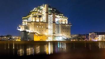 rassistisch beleidigt und tritte am grünen bunker: täter gesucht