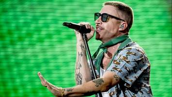 Kritik an Macklemore – was beim Deichbrand-Konzert auf Fans zukommt
