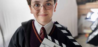 Harry Potter: Erstes Bild von Dominic McLaughlin im Kostüm veröffentlicht