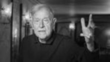 Berliner Ensemble: Theaterregisseur Claus Peymann ist tot