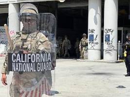2000 Soldaten abkommandiert: Hegseth zieht Hälfte der Nationalgarde aus L.A. ab