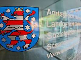 Junger Mann tot in Bachlauf: Ermittler verhaften zwei Mädchen wegen Mordverdachts