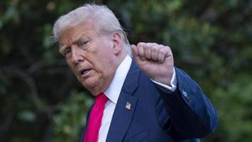 Trump wettert gegen Basis – ein Spiel mit dem Feuer