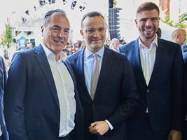gescheiterte Übernahme: die tönnies-gruppe hofft auf eine ministererlaubnis