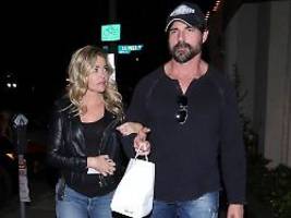 Wiederholt missbraucht: Denise Richards macht Ehemann schwere Vorwürfe