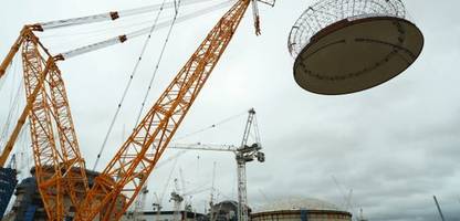 Atomkraftwerk in Großbritannien: Einsatz des größten Krans der Welt bei Hinkley Point