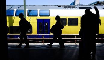 ohne ticket auf dem weg nach hamburg – gesuchter mann festgenommen