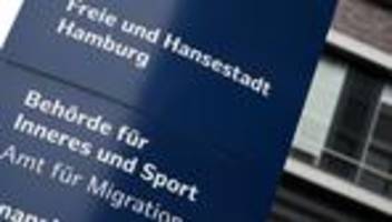 von der ukraine bis ghana: hamburg: weniger asylgesuche und mehr abschiebungen