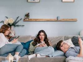 Schockierend früh: Ab diesem Alter hält einen die Gen Z für alt