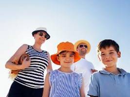 Wir haben ein anderes Problem: Eltern beziehen Stellung im Sommerferienstreit