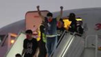 Gefangenenaustausch: Aus den USA abgeschobene Venezolaner kehren in ihre Heimat zurück