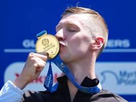 Schwimm-Star völlig sprachlos: Sensation: Wellbrock kürt sich zum historischen Dreifach-Weltmeister