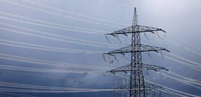 Energiepreise: Stromnetzkosten seit 2015 auf 33 Milliarden Euro gestiegen