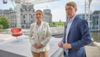 ARD-Sommerinterview: Protestierende stören Interview mit AfD-Chefin Alice Weidel