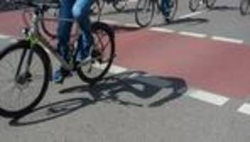 motiv unklar: radfahrer sorgen für polizeieinsatz in münchen - festnahmen