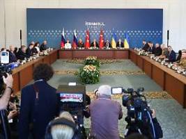 Große diplomatische Arbeit: Moskau bestätigt Interesse an Verhandlungen mit Kiew