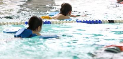 Badetote: Linke fordert verpflichtenden Schwimmunterricht an Grundschulen