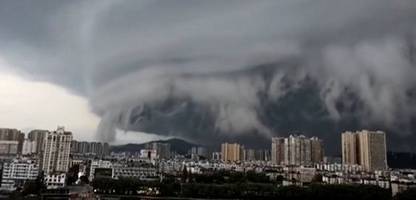 taifun »wipha« in china: eine wolke wie aus einem science-fiction-film