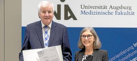 „das war keine show“: was horst seehofer zum ehrendoktor der uni augsburg machte