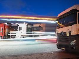 chef holt alkoholiker nicht ab: lkw-fahrer seit einer woche an rastplatz gestrandet