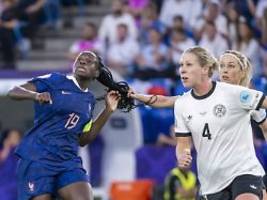 DFB-Star fehlt im Halbfinale: UEFA gibt Sperre für Zopf-Zieherin Kathrin Hendrich bekannt