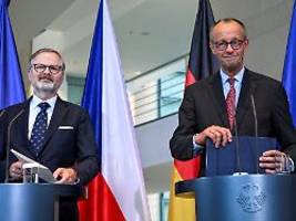 keine langfristige lösung: tschechien sieht keine probleme bei deutschen grenzkontrollen