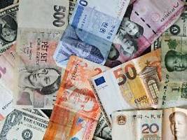 Mit Karten und Bargeld: Urlaub außerhalb der Eurozone: Fünf Tipps für Ihre Finanzen