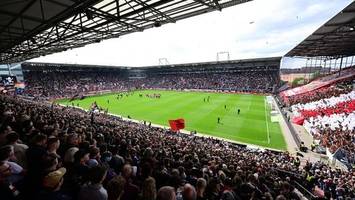 dfb-pokal bei fc st. pauli: run auf karten in norderstedt