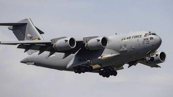 us-boeing fliegt nach england – mit brisanter fracht an bord?