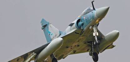 wolodymyr selenskyj: ukraine verliert kampfjet vom typ mirage 2000 aus frankreich bei absturz