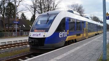 Schwere Vorwürfe: Bürger fordern Rettung der Heidebahn
