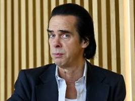der schmerz bleibt: nick cave verarbeitet öffentlich seine trauer